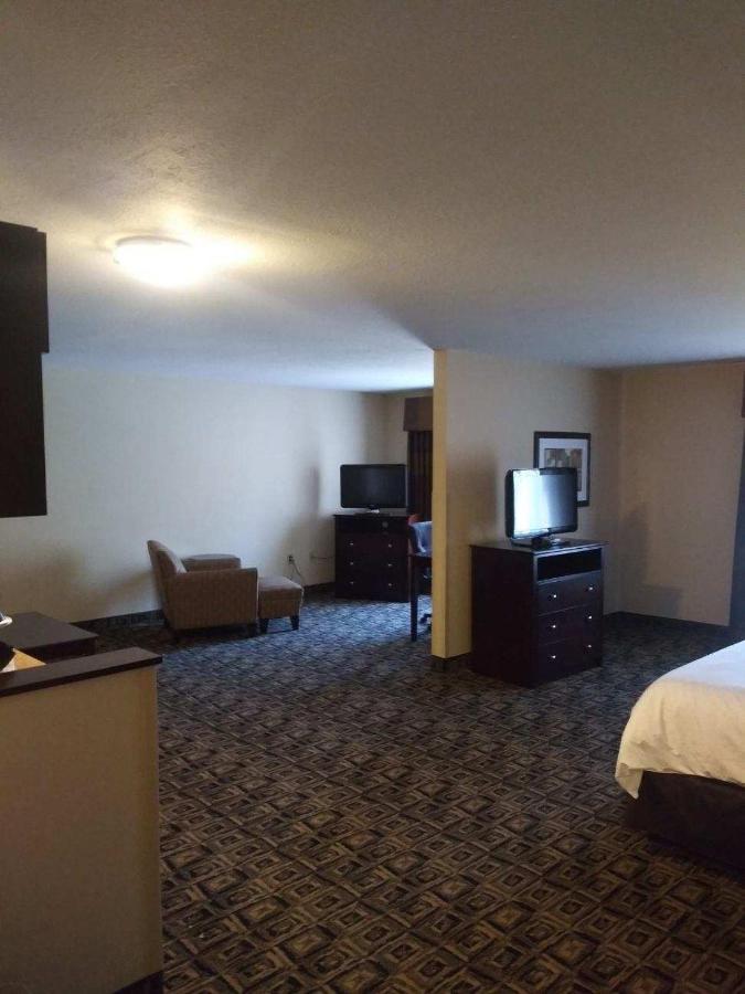 Holiday Inn Express & Suites Zanesville North By Ihg Esterno foto